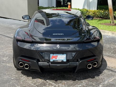 Used 2021 Ferrari Roma RWD image 18
