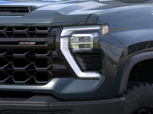 New 2026 Chevrolet Silverado 2500 ZR2 image 11