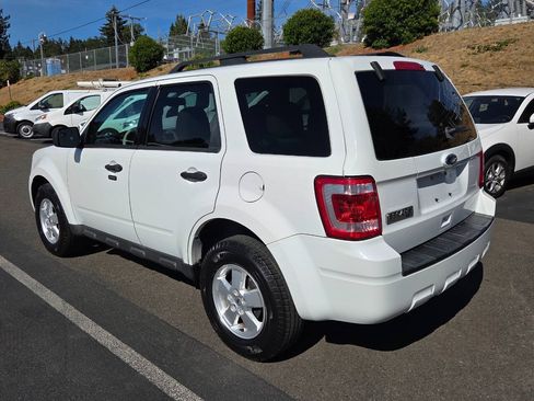 Used 2010 Ford Escape XLT FWD image 5