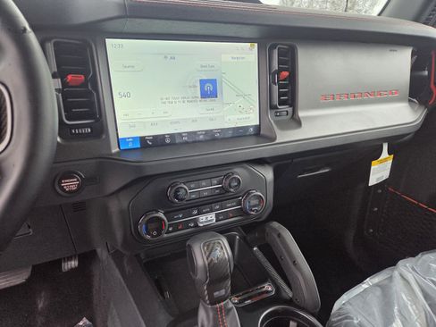 New 2025 Ford Bronco Raptor image 27