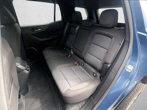 Used 2026 Chevrolet Equinox LT w/ Safety and Technology Package FWD image 29