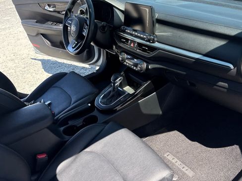 Used 2019 Kia Forte EX FWD image 17