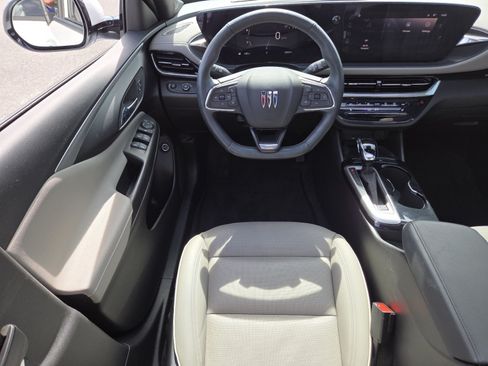 Used 2024 Buick Envista Avenir FWD image 25