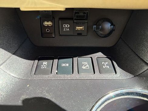 Used 2019 Toyota Highlander Limited Platinum image 42