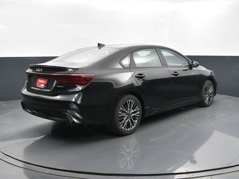 Used 2024 Kia Forte GT-Line w/ GT-Line Premium Package image 29