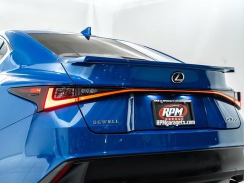 Used 2022 Lexus IS 300 w/ Premium Package RWD image 9