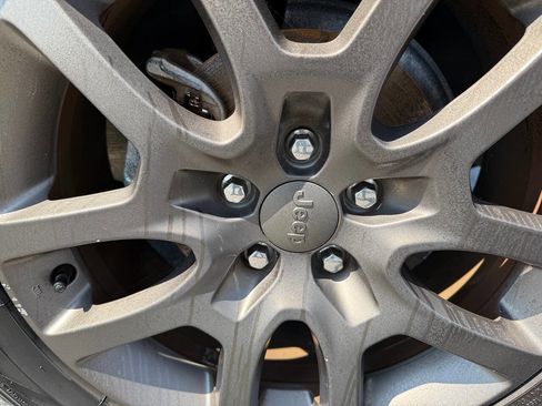 Used 2016 Jeep Renegade 75th Anniversary FWD image 14