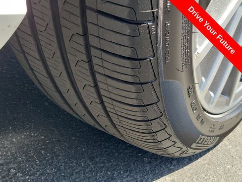 Used 2025 Mercedes-Benz CLA 250 image 33