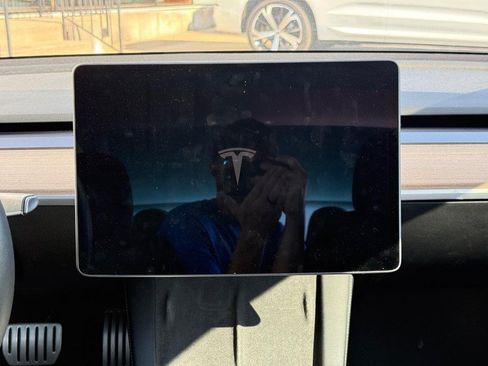 Used 2021 Tesla Model 3 Performance AWD/4WD image 14