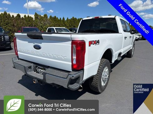 Used 2024 Ford F350 XLT w/ FX4 Off-Road Package AWD/4WD image 9