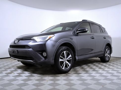 Used 2017 Toyota RAV4 XLE w/ All Weather Liner Package AWD/4WD image 2
