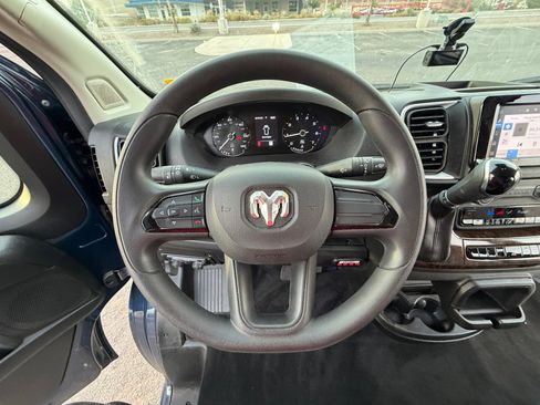 Used 2023 RAM ProMaster 3500 w/ Premium Appearance Group image 9