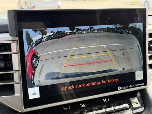 Used 2024 Toyota Tundra Limited image 19