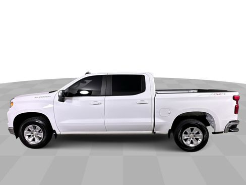 Used 2022 Chevrolet Silverado 1500 LT image 41
