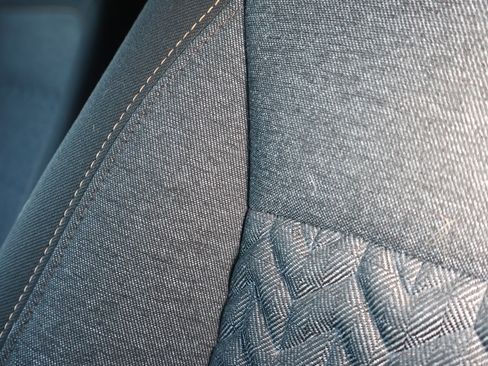 Used 2023 Chevrolet Equinox LT image 12