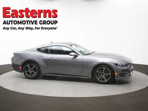 Used 2025 Ford Mustang Coupe RWD image 43
