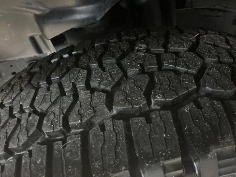 Certified 2025 Jeep Wrangler Unlimited Sahara AWD/4WD image 12