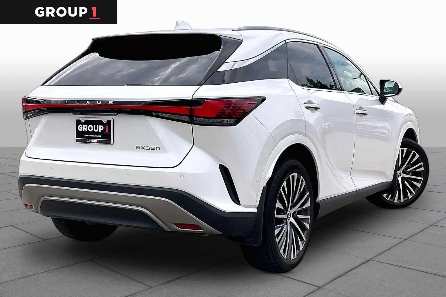 Used 2025 Lexus RX 350 Premium Plus w/ Convenience Package FWD image 11