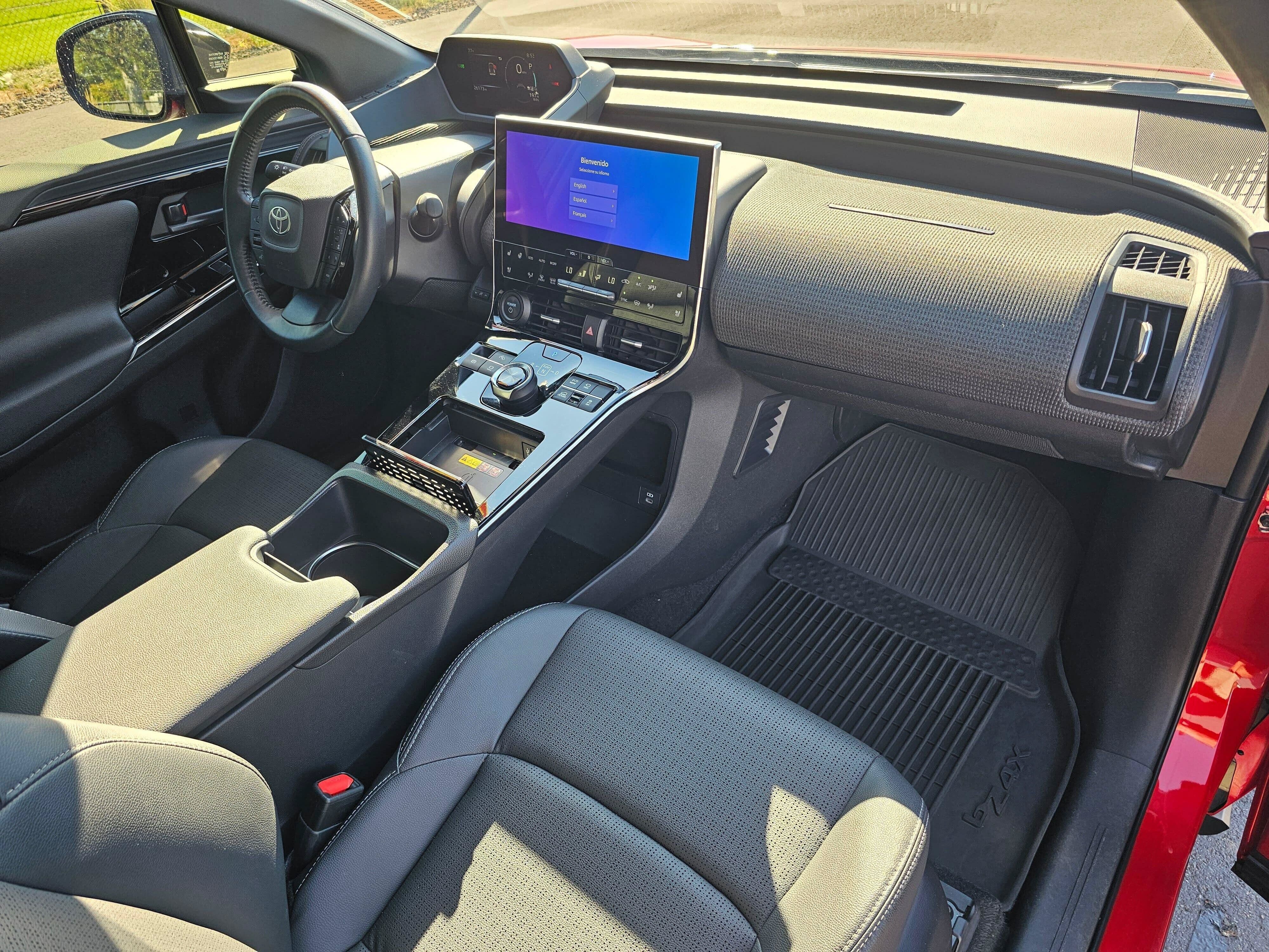 Used 2023 Toyota bZ4X AWD image 9