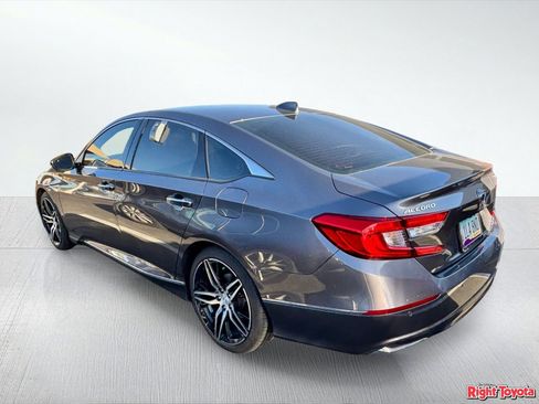 Used 2021 Honda Accord Touring image 3