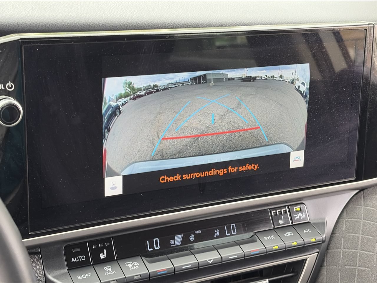 Used 2025 Toyota Camry XLE FWD image 16