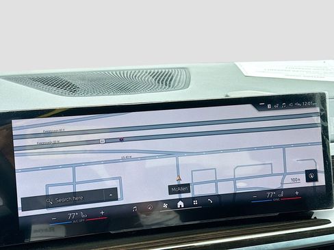 Used 2025 BMW X5 xDrive40i w/ Parking Assistance Package image 15