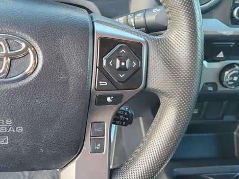 Used 2022 Toyota Tacoma SR5 image 32