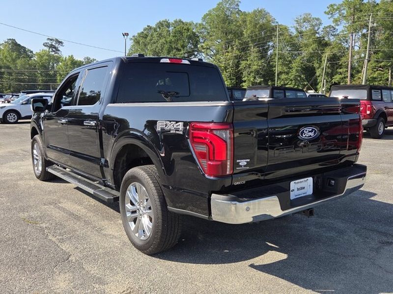 Used 2025 Ford F150 Lariat w/ Equipment Group 502A High AWD/4WD image 12