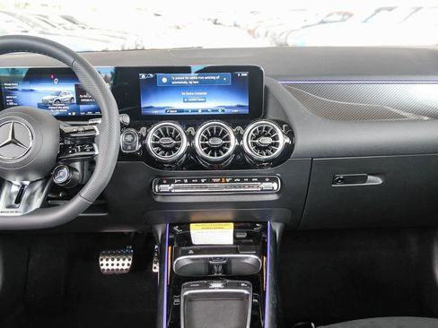 New 2026 Mercedes-Benz GLA 35 AMG 4MATIC image 14