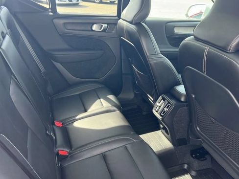 Used 2019 Volvo XC40 T5 Inscription AWD/4WD image 7