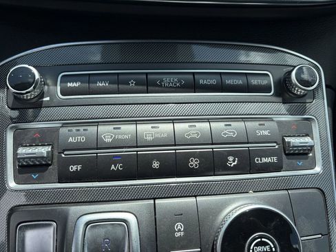 Used 2023 Hyundai Santa Fe XRT FWD image 20