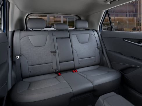 New 2025 Kia Niro SX Touring image 16