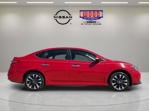 Used 2017 Nissan Sentra SR image 2