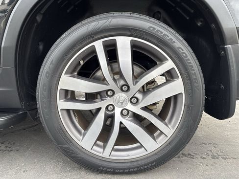 Used 2016 Honda Pilot Touring image 25