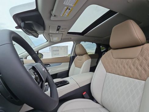 New 2026 Nissan Murano Platinum w/ Cargo Package AWD/4WD image 7
