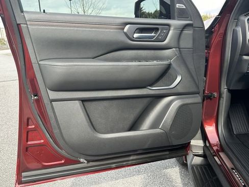 New 2026 Nissan Armada Platinum AWD/4WD image 11