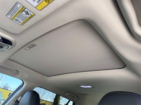 Used 2025 Subaru Outback Onyx Edition image 30