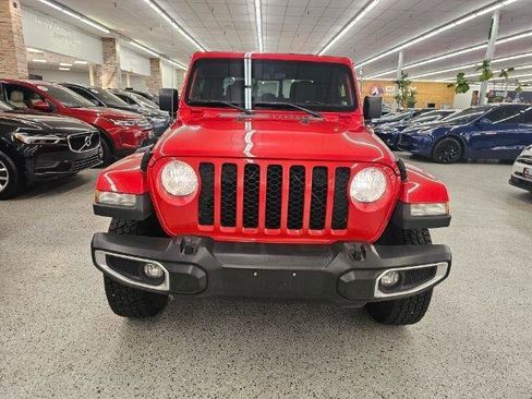 Used 2020 Jeep Gladiator Sport w/ Quick Order Package 24S image 2