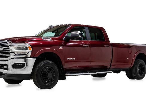 Used 2020 RAM 3500 Laramie w/ Max Tow Package AWD/4WD image 2