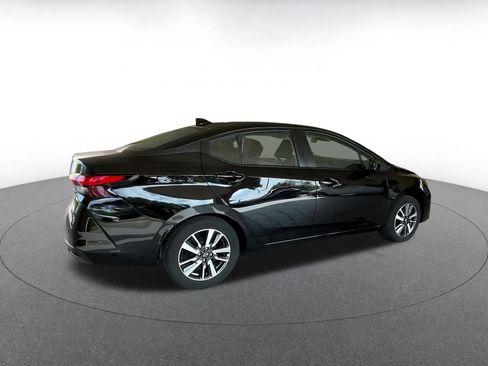 Used 2025 Nissan Versa SV image 14