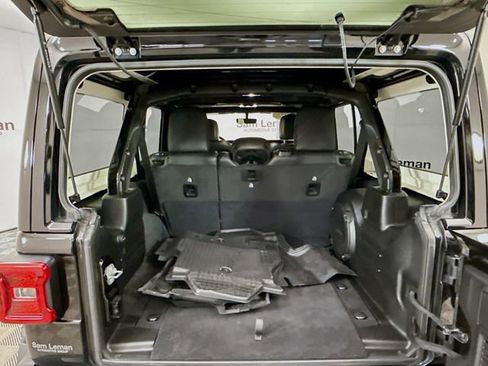 Used 2019 Jeep Wrangler Unlimited Rubicon image 25