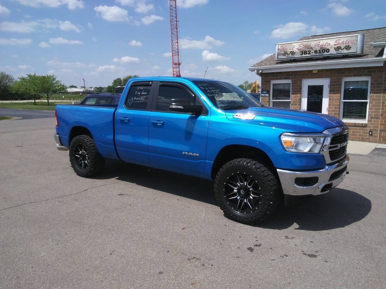 Used 2021 RAM 1500 Big Horn AWD/4WD image 3