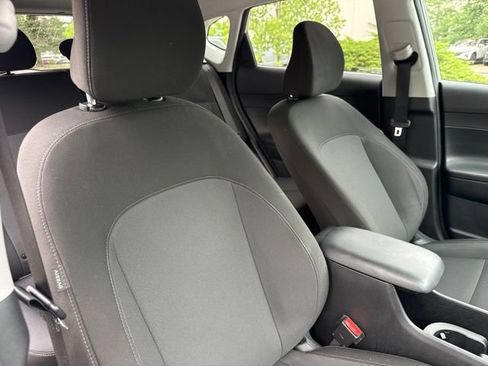 Used 2024 Hyundai Kona SEL AWD/4WD image 22