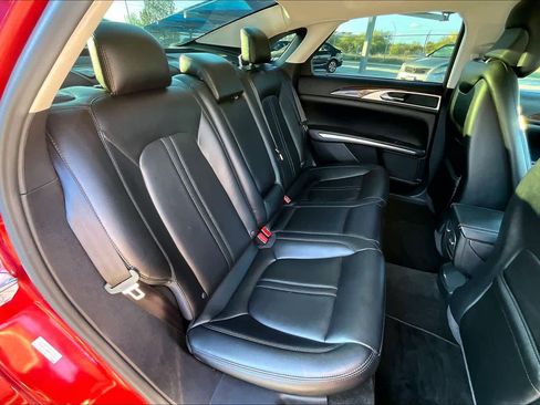 Used 2016 Lincoln MKZ Hybrid image 19