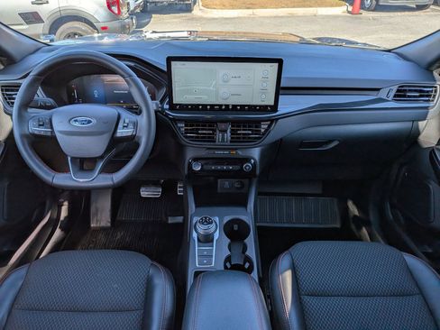 Certified 2023 Ford Escape ST-Line Select w/ Tech Pack #1 image 17