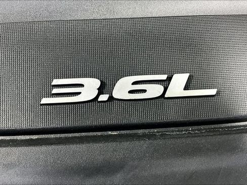 Used 2017 Chrysler Pacifica Touring Plus FWD image 30