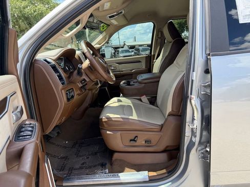 Used 2022 RAM 3500 Laramie AWD/4WD image 18