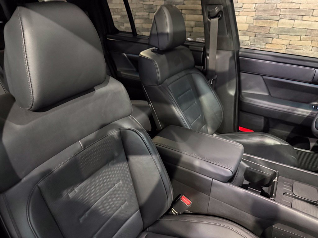 Used 2026 Hyundai Santa Fe Calligraphy AWD/4WD image 4