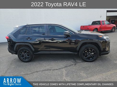 Used 2022 Toyota RAV4 LE image 14
