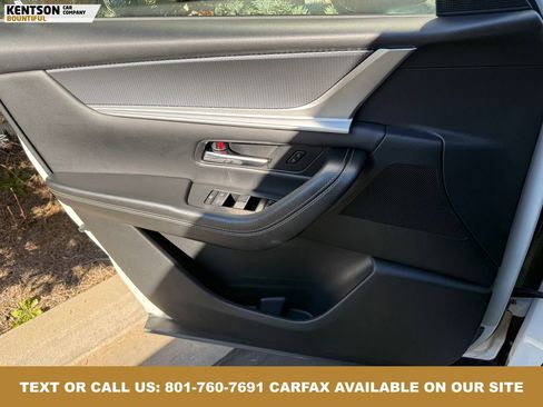 Used 2025 MAZDA CX-70 3.3 Turbo w/ Preferred Package image 20